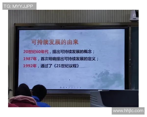 步行者在城市生活中的独特角色与挑战：探索步行文化与可持续发展之间的关系